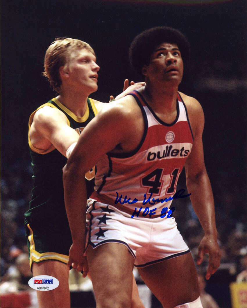 Wes Unseld SIGNED 8x10 Photo Poster painting + HOF 88 Washington Bullets PSA/DNA AUTOGRAPHED