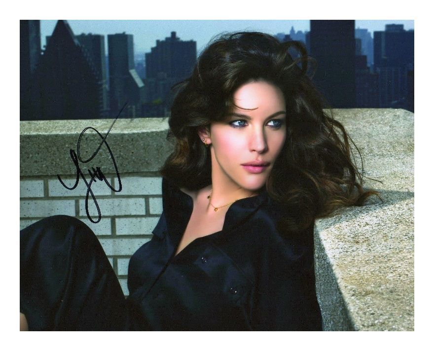 LIV TYLER AUTOGRAPHED SIGNED A4 PP POSTER Photo Poster painting PRINT 11