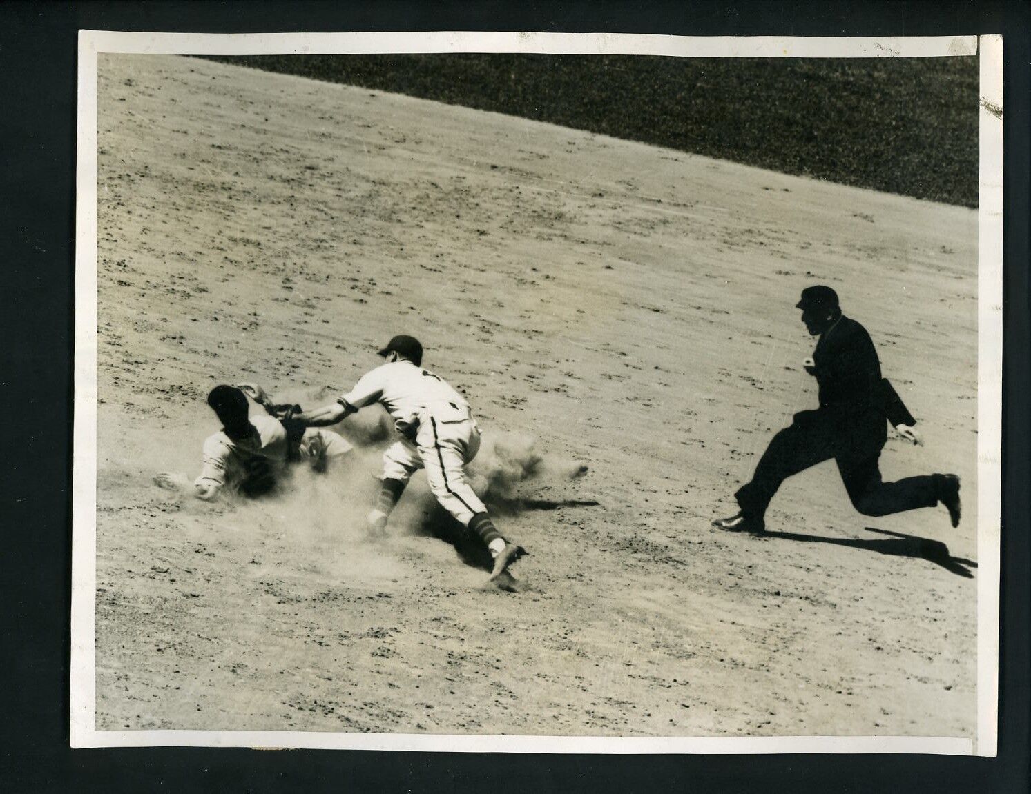 Joe DiMaggio steals second base 1938 All Star Game Type 1 Press Photo Poster painting Yankees