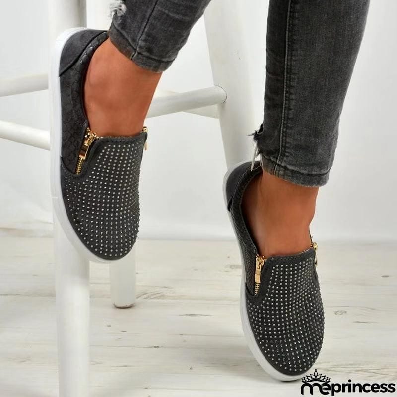 Super Cute Crystal Decorated Shining Flat Shoes For Women