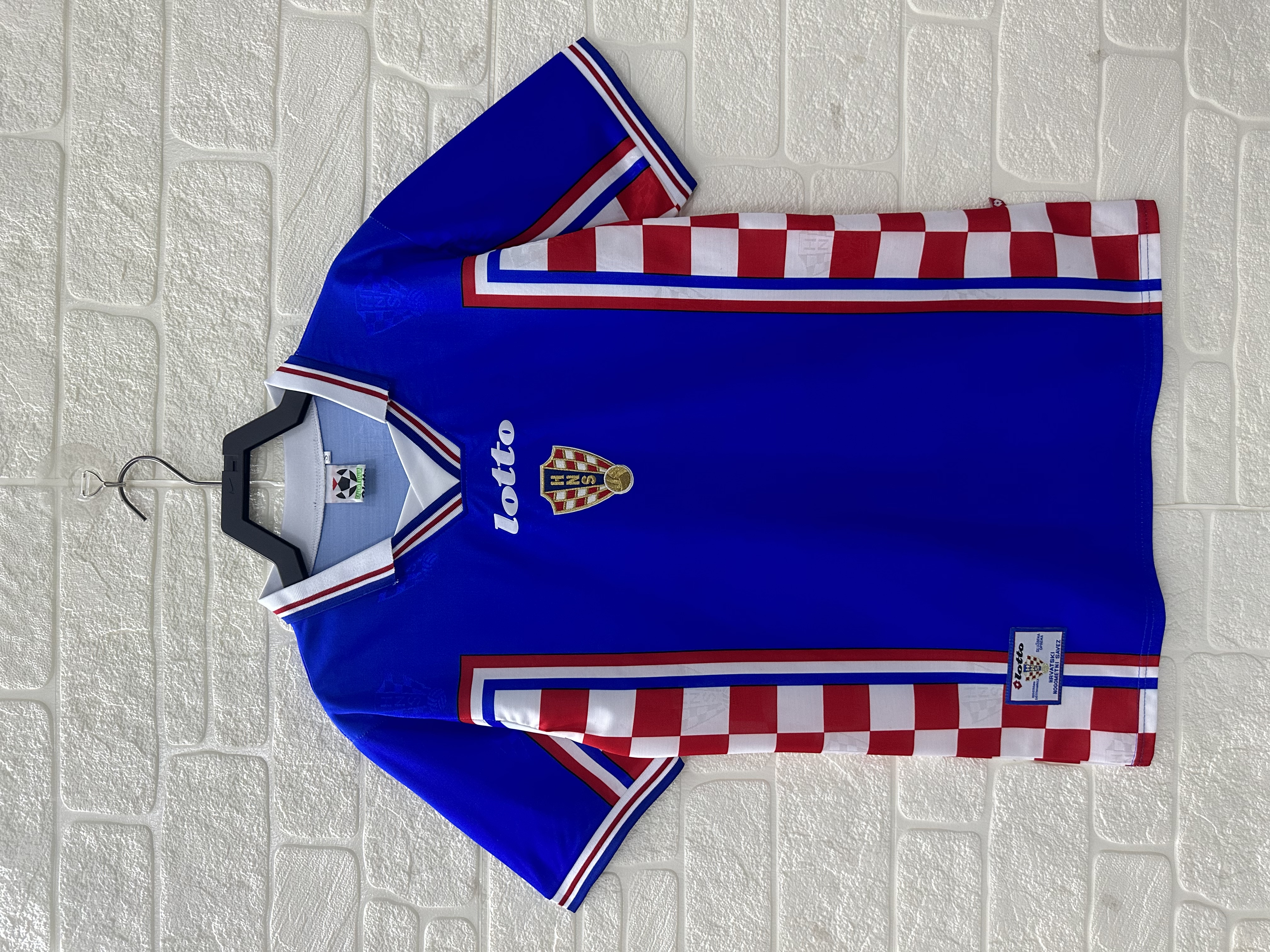 1997/98-A-CRO-RET-FAN-AD-A04955