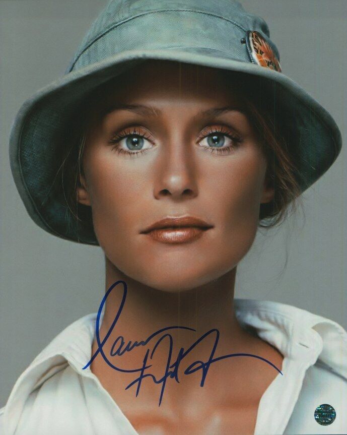 LAUREN HUTTON Autographed Original 8x10 Photo Poster painting LOA TTM