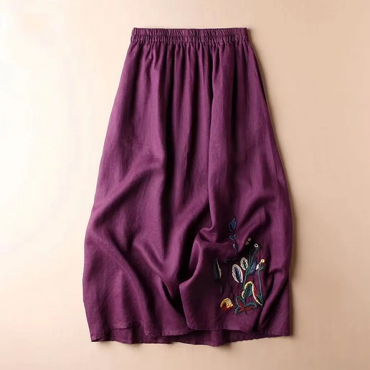 Women's Retro Flower Embroidery Long Skirt