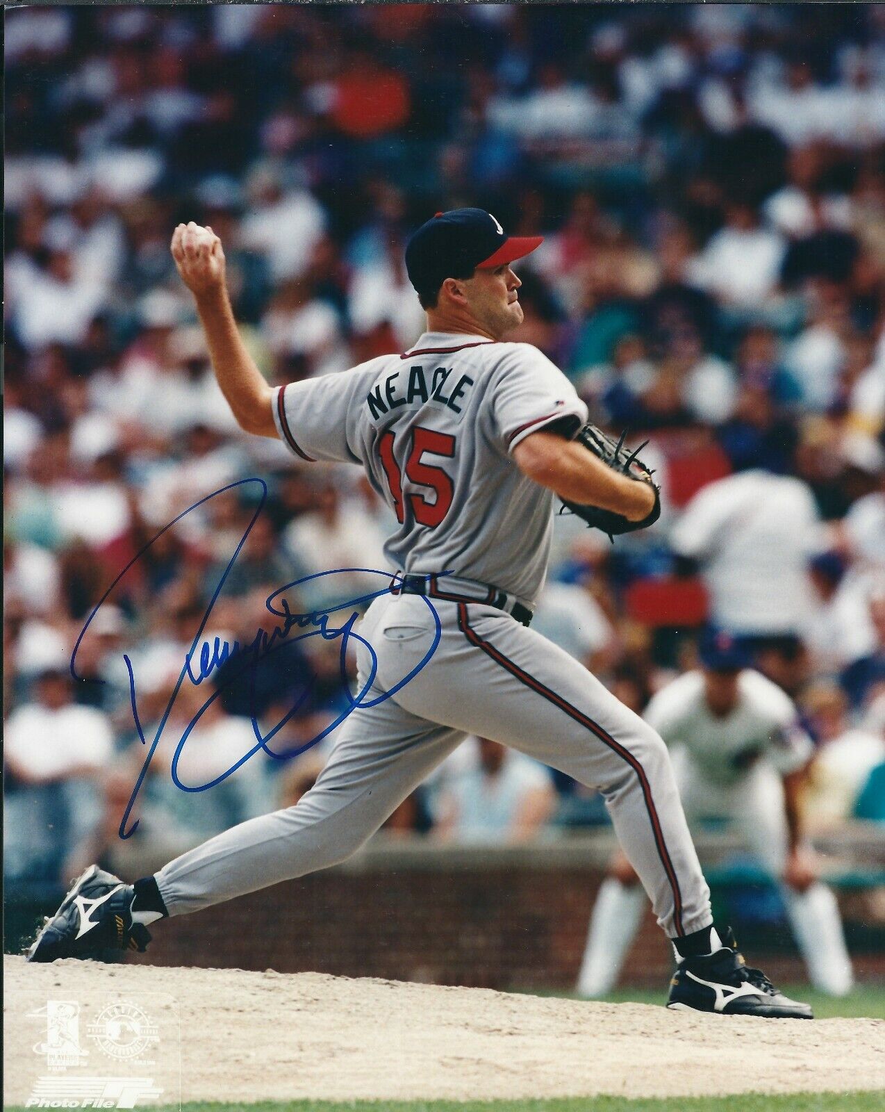 Autographed 8x10 DENNY NEAGLE Atlanta Braves Photo Poster painting - COA