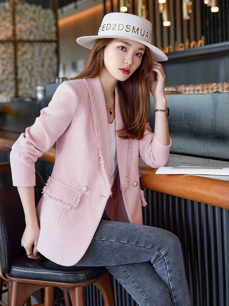 Women's Chic Blazer Jacket - Soft Pink H-Silhouette Tailored Fit, Long Sleeve Solid Color Button-Up Casual To Professional Versatile All-Season Outerwear, Formal Attire, Stylish Layering, Structured Design, Elegant Texture