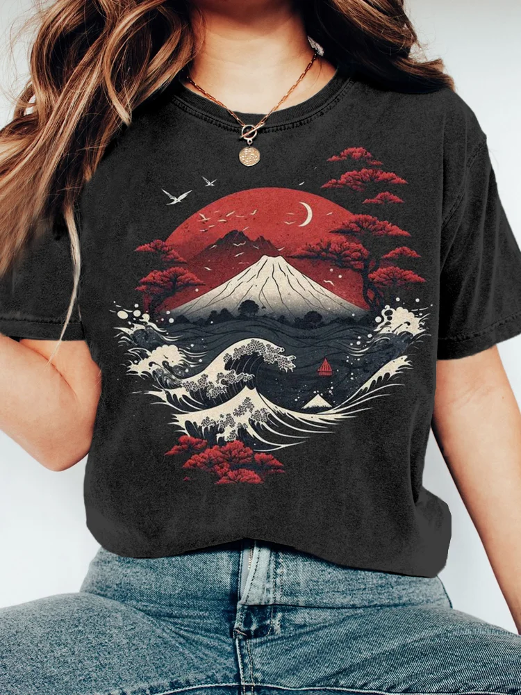 VChics Japanese Great Wave Fuji Mountain Sunset Art Vintage T Shirt