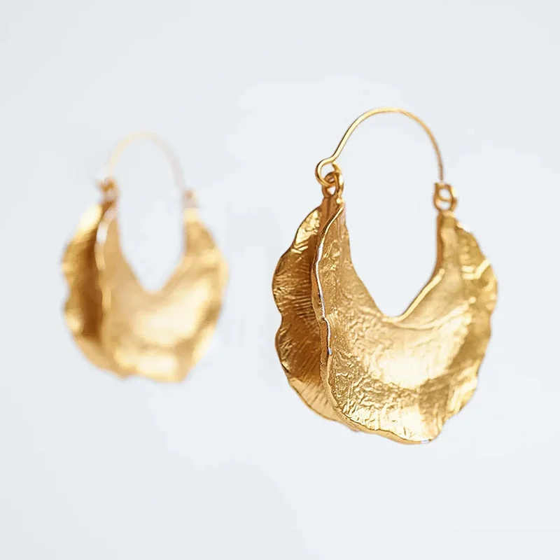 Dvacaman 2020 New Vintage Beaded Feldspar Drop Earrings for Women Boho Handmade Flower Rose Beads Tassel Earrings Dangle Jewelry