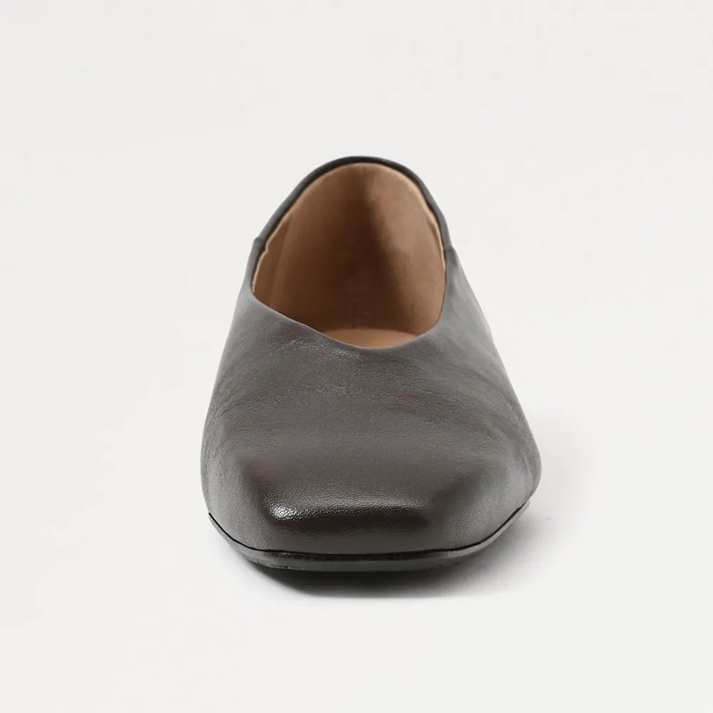 Women's Classic Chocolate Brown Flat Slip On Closed Toe Shoes