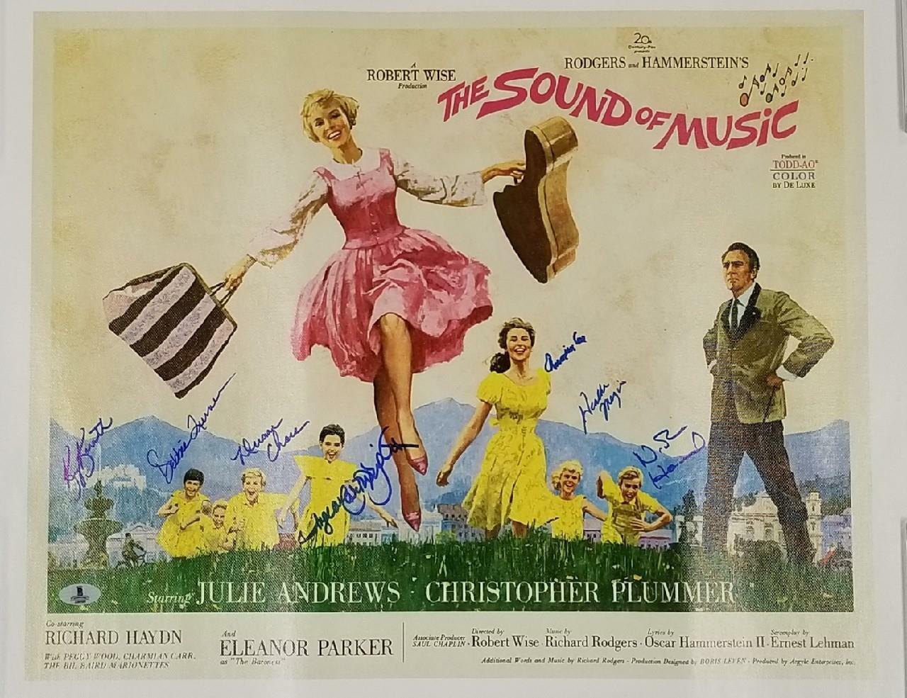 SOUND OF MUSIC Cast Signed 16x20 Canvas (7) Autographs ~ Beckett BAS COA