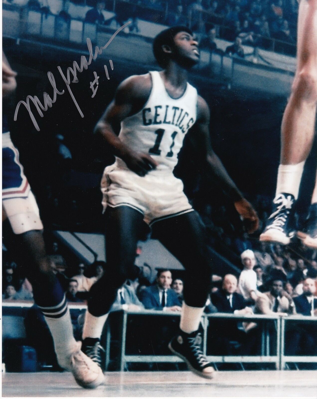 MAL GRAHAM BOSTON CELTICS ACTION SIGNED 8x10