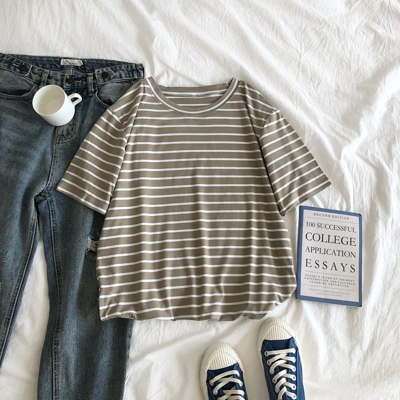 Uveng Uveng Summer Hot Sale Ins Striped T Shirt Short Sleeve Sleeved T Shirt Loose Casual Top Women's Wear