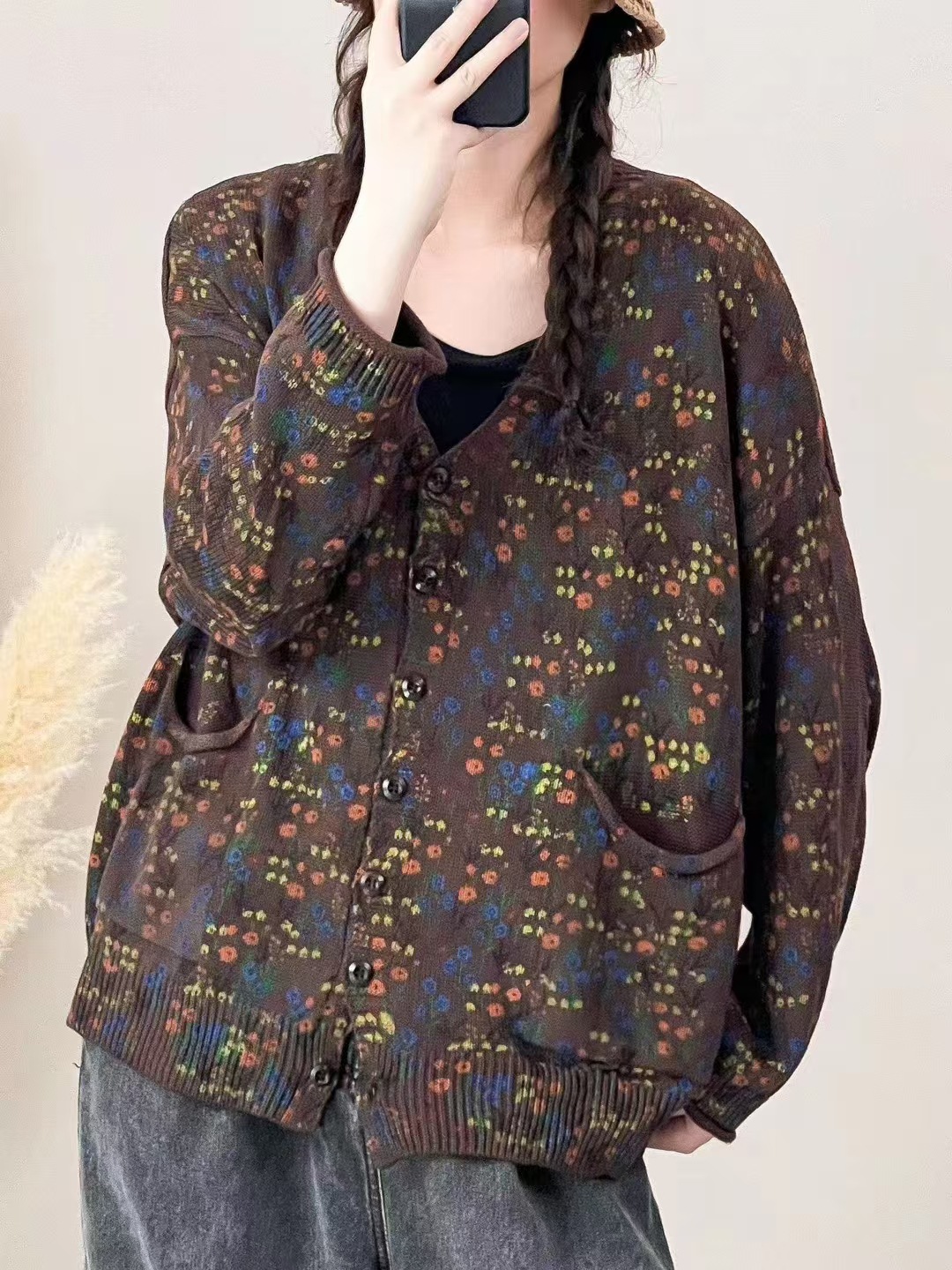 Women Long Sleeve V-neck Graphic Floral Printed Top