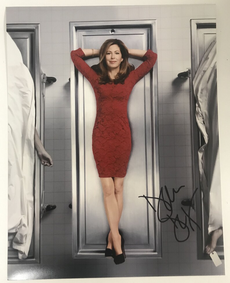 Dana Delany Signed Autographed Body of Proof