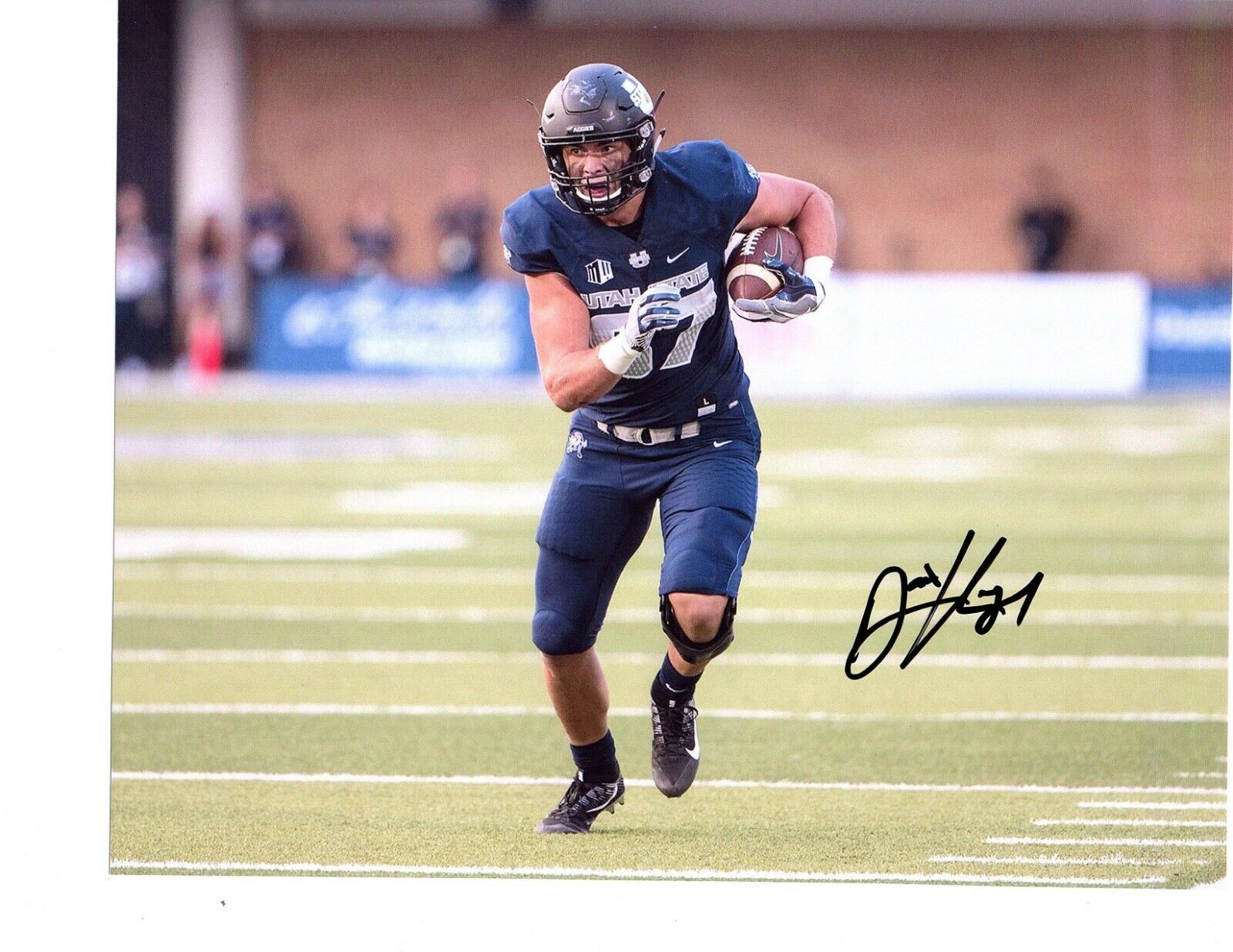 Dax Raymond Utah State Aggies signed autographed 8x10 football Photo Poster painting f