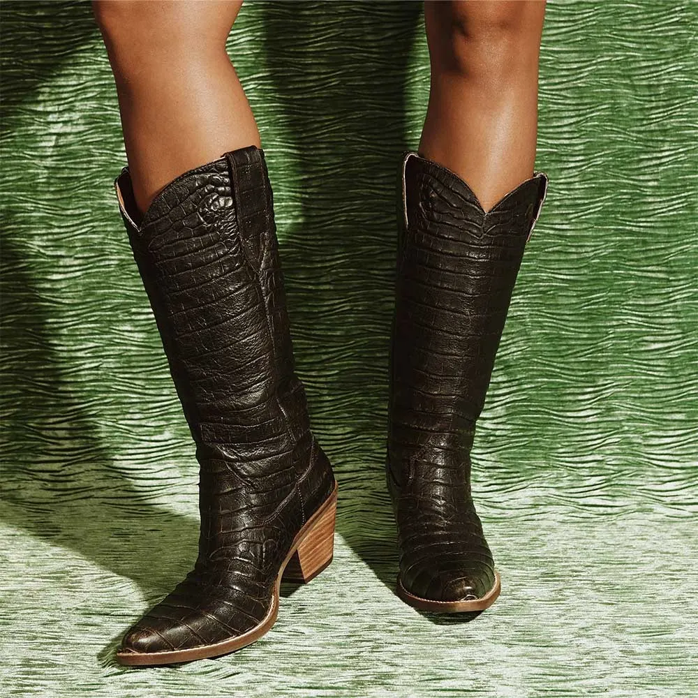 Women's Chocolate Brown Pull On Snip Toe Western Boots for Women