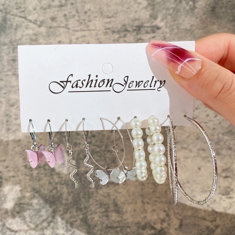 Geometric Plating Alloy Pearl Hoop Earrings
