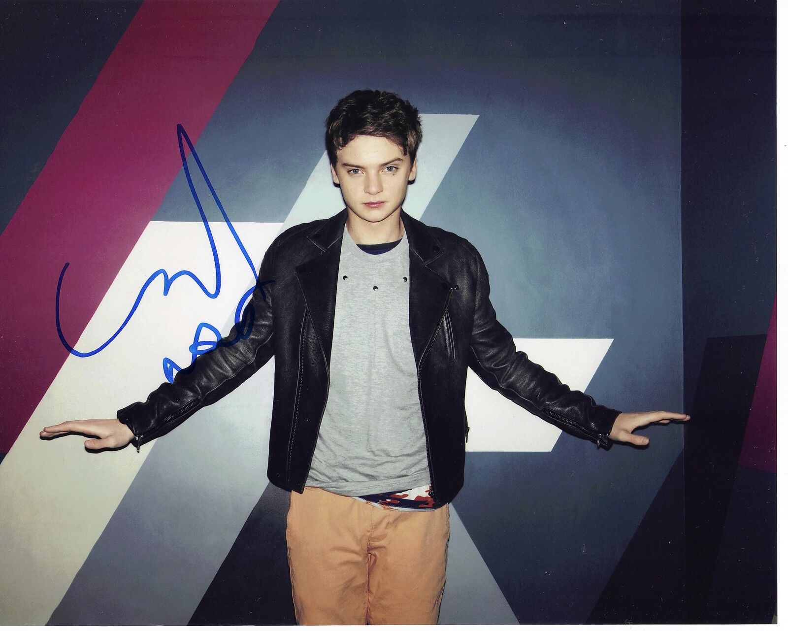 CONOR MAYNARD (UK SINGING SENSATION) SIGNED 10X8 Photo Poster painting