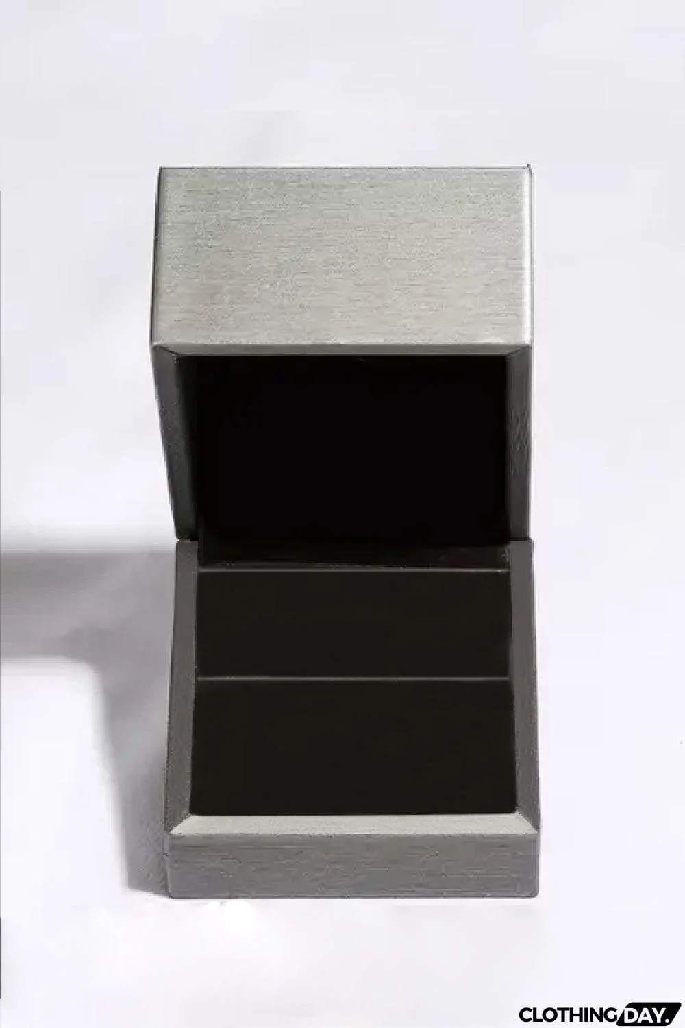 1 Carat Moissanite Heart-Shaped Platinum-Plated Ring in Purple