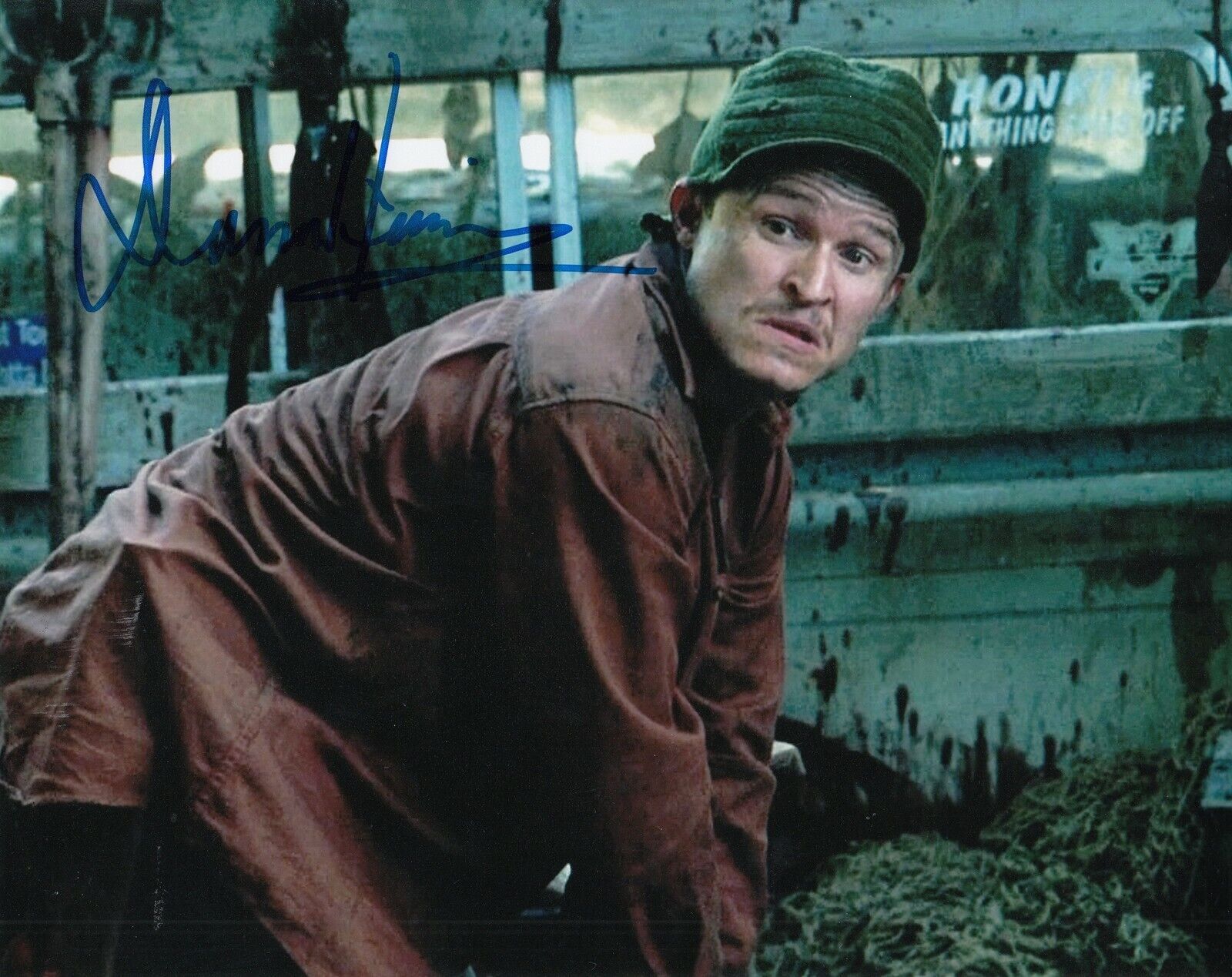 DAMON HERRIMAN signed (JUSTIFED) TV SHOW 8X10 Photo Poster painting *Dewey Crowe* W/COA #4