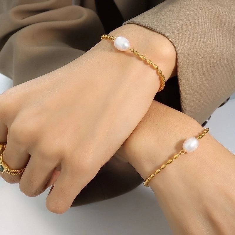 Fashion Solid Color 304 Stainless Steel 18K Gold Plated Bracelets In Bulk