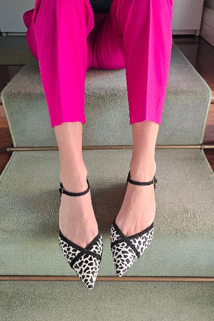 Animal Pattern Ankle Strap Buckle Pointed Toe Beige Flats [Pre Order]