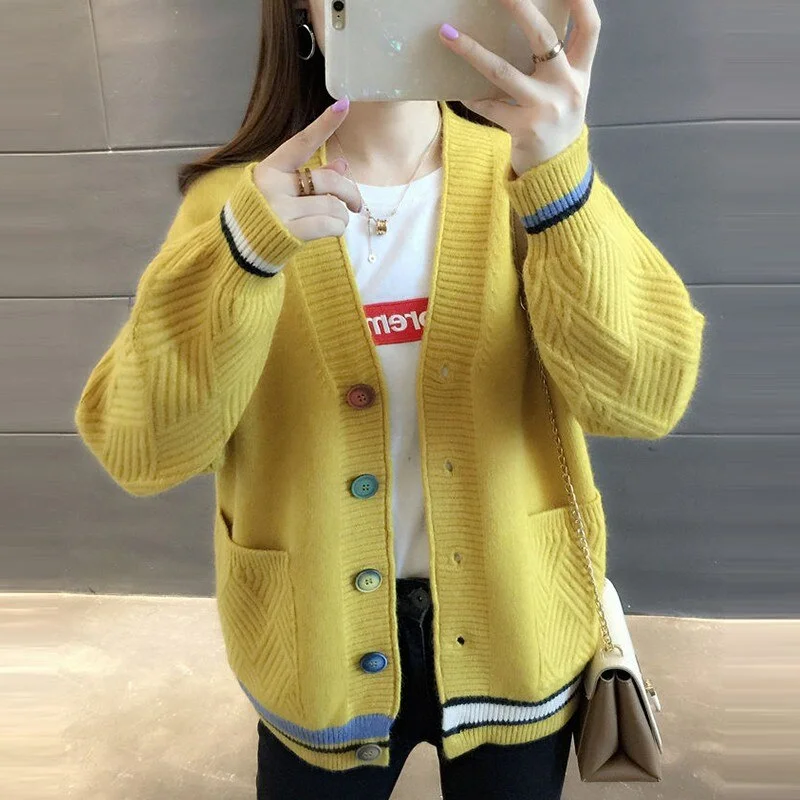 New 2021 Autumn and Winter Women Sweater Casual Cardigan Korean Vintage V-neck Single-Breasted Knitted Cardigan Female 10910