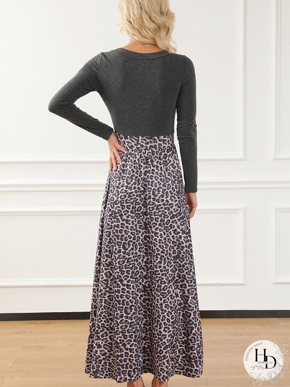 Leopard Print Maxi Dress with Fitted Bodice and Long Sleeves