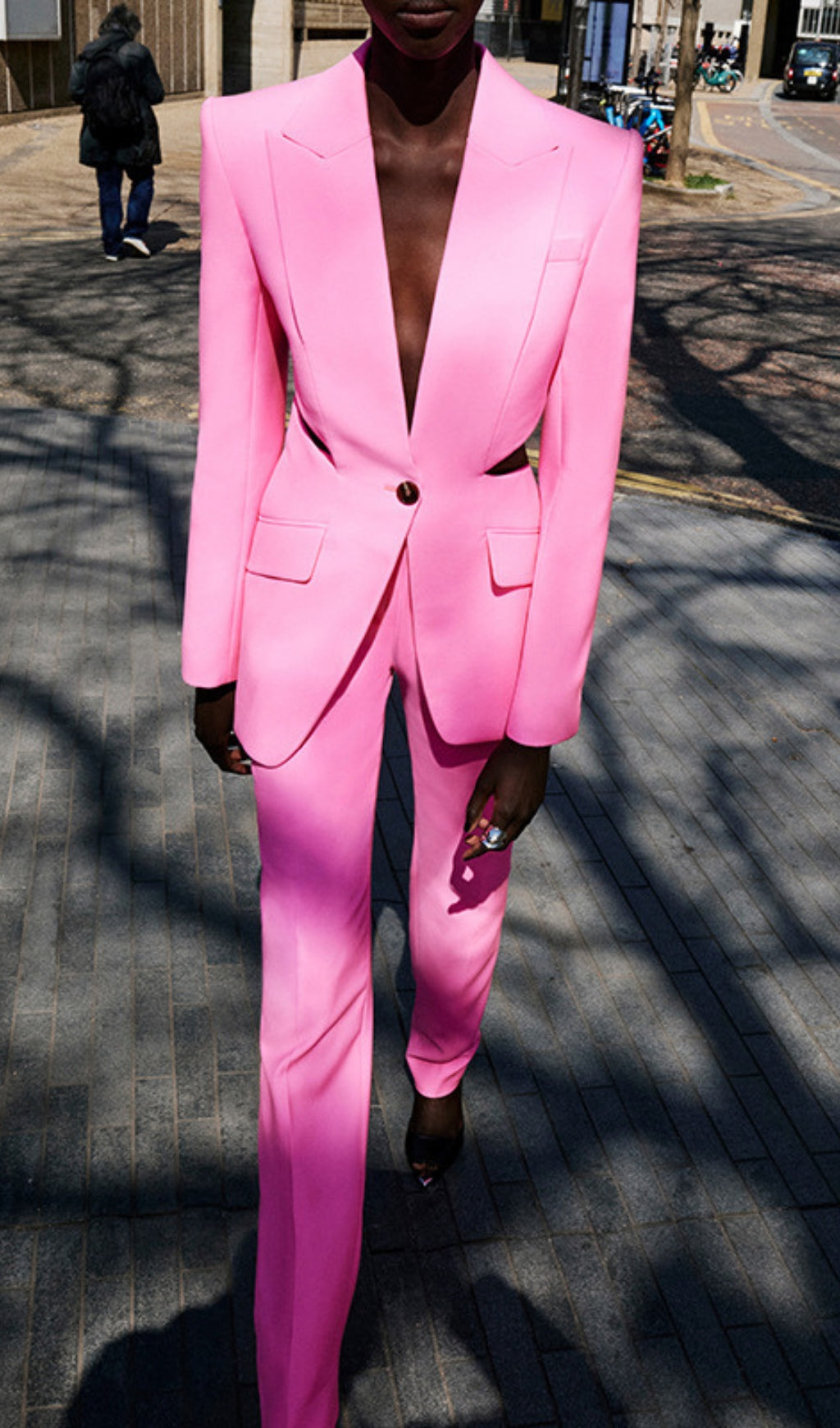 Cutout Blazer Suit In Pink