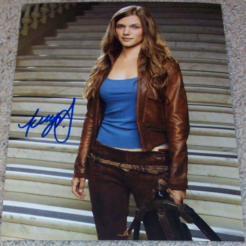 TRACY SPIRIDAKOS REVOLUTION SIGNED AUTOGRAPH 8x10 Photo Poster painting w/PROOF