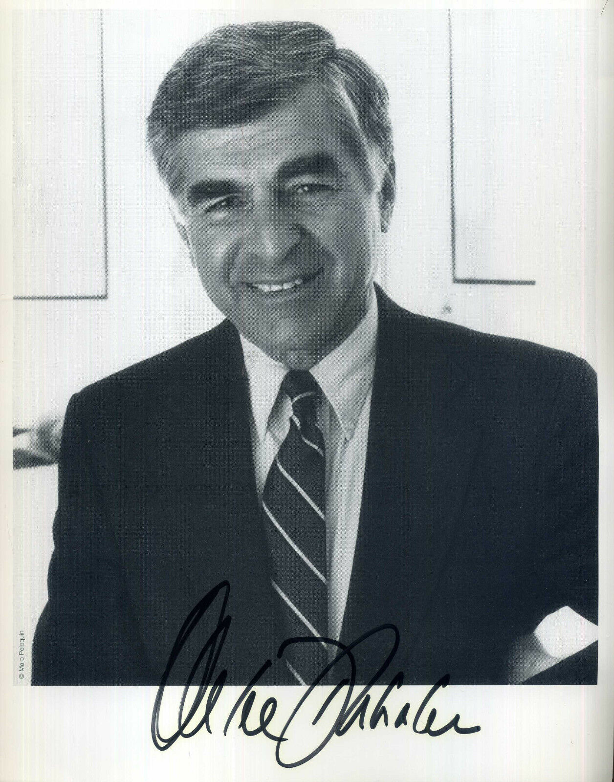 MICHAEL DUKAKIS Signed Photo Poster paintinggraph - former US Politician - preprint