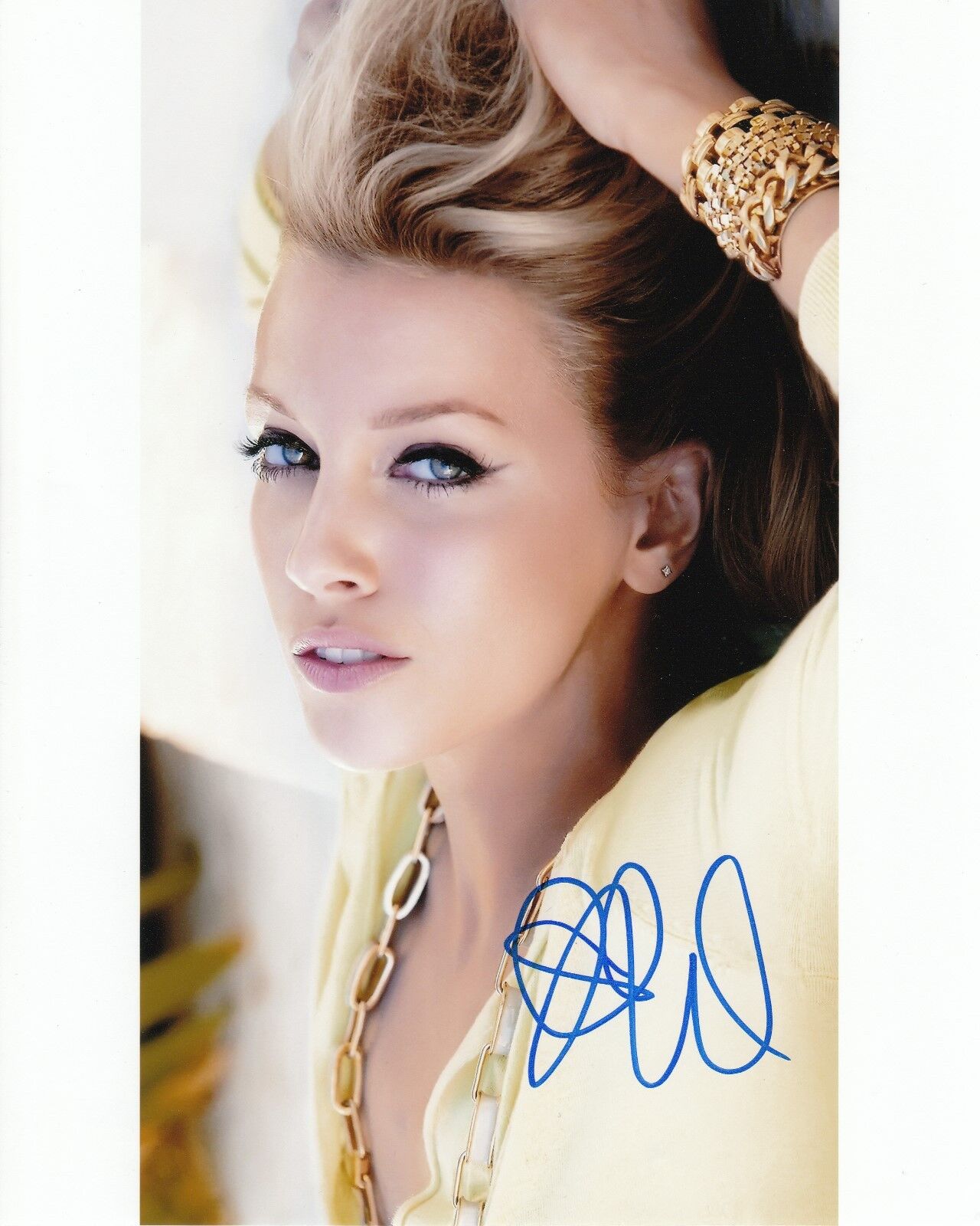 Katie Cassidy Autographed 8x10 Photo Poster painting with CoA