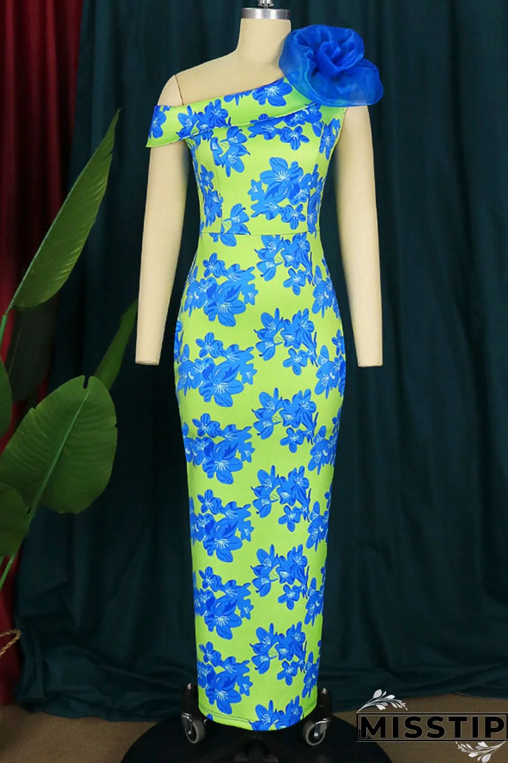 Blue Elegant Print Patchwork Appliques Oblique Collar Straight Dresses