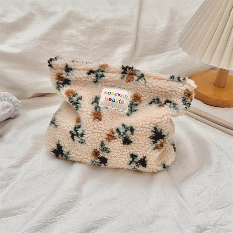 4123 Style Winter Plush Cosmetic Bag Color Polka Dot Large Capacity Travel Skin Care Cosmetics Storage Bag For Women