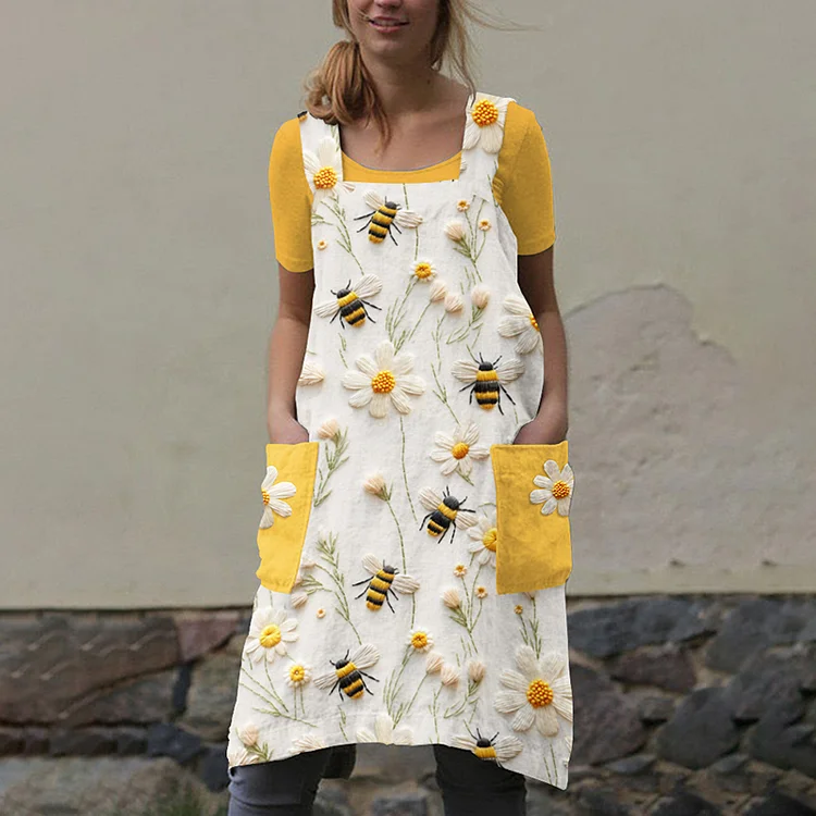 VChics Daisy Bee Embroidery Art Print Sleeveless Midi Dress