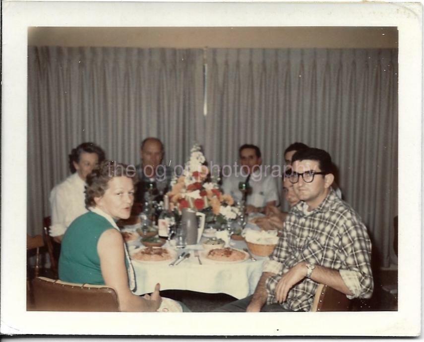 FOUND Photo Poster paintingGRAPH Color 1960′s Original Snapshot VINTAGE Family Dinner 19 10 J