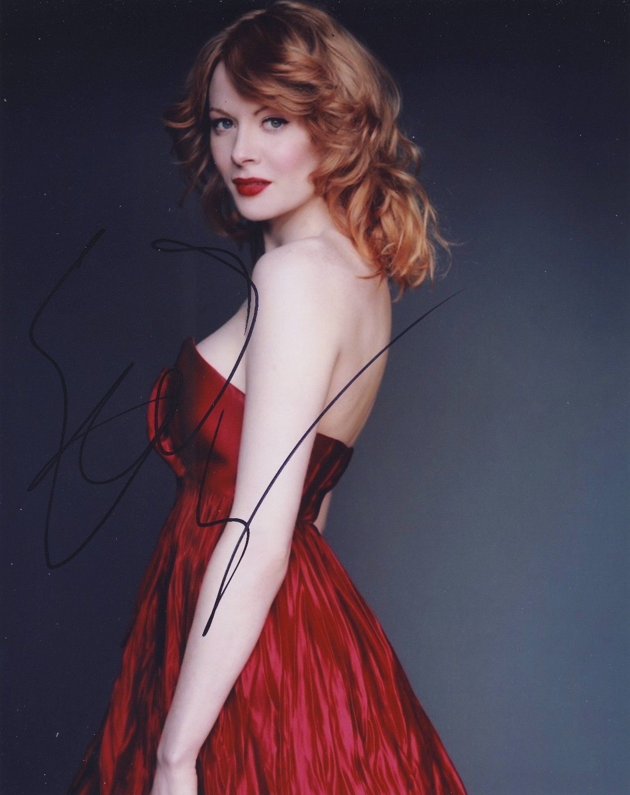 Emily Beecham Autograph INTO THE BADLANDS Signed 10x8 Photo Poster painting AFTAL [A0341]