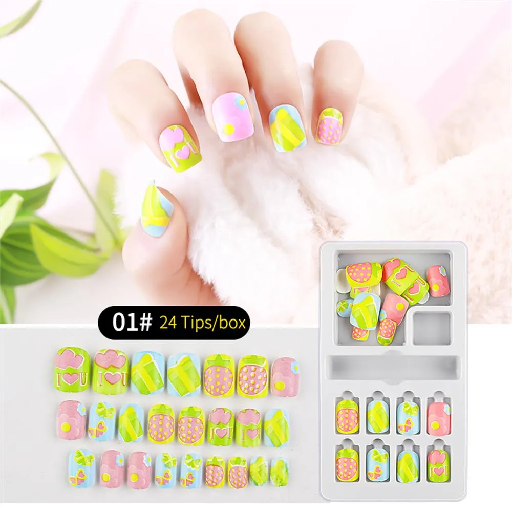 24Pcs/Set Press on Children Candy False Nail Tips Cartoon Full Cover Kid Pink Fake Nail Art for Little Girls Manicure Tool