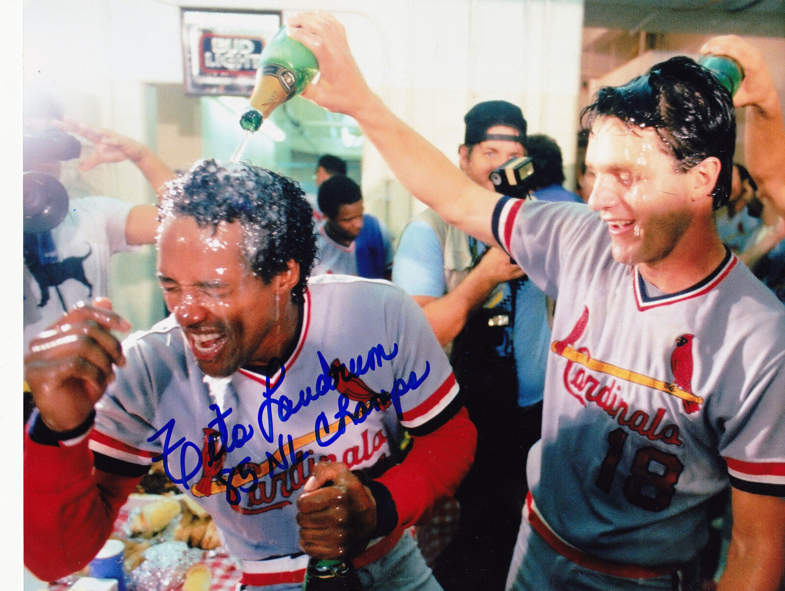 TITO LANDRUM ST. LOUIS CARDINALS 85 NL CHAMPS ACTION SIGNED 8x10