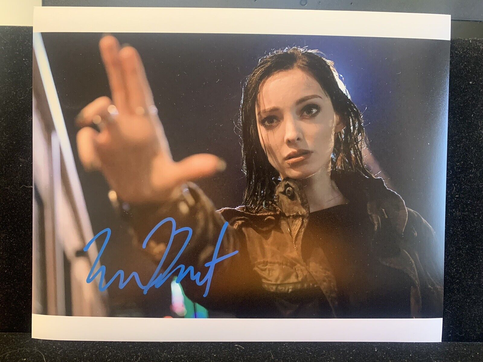 Emma Dumont Autographed Signed 8x10 Photo Poster painting The Gifted COA D2