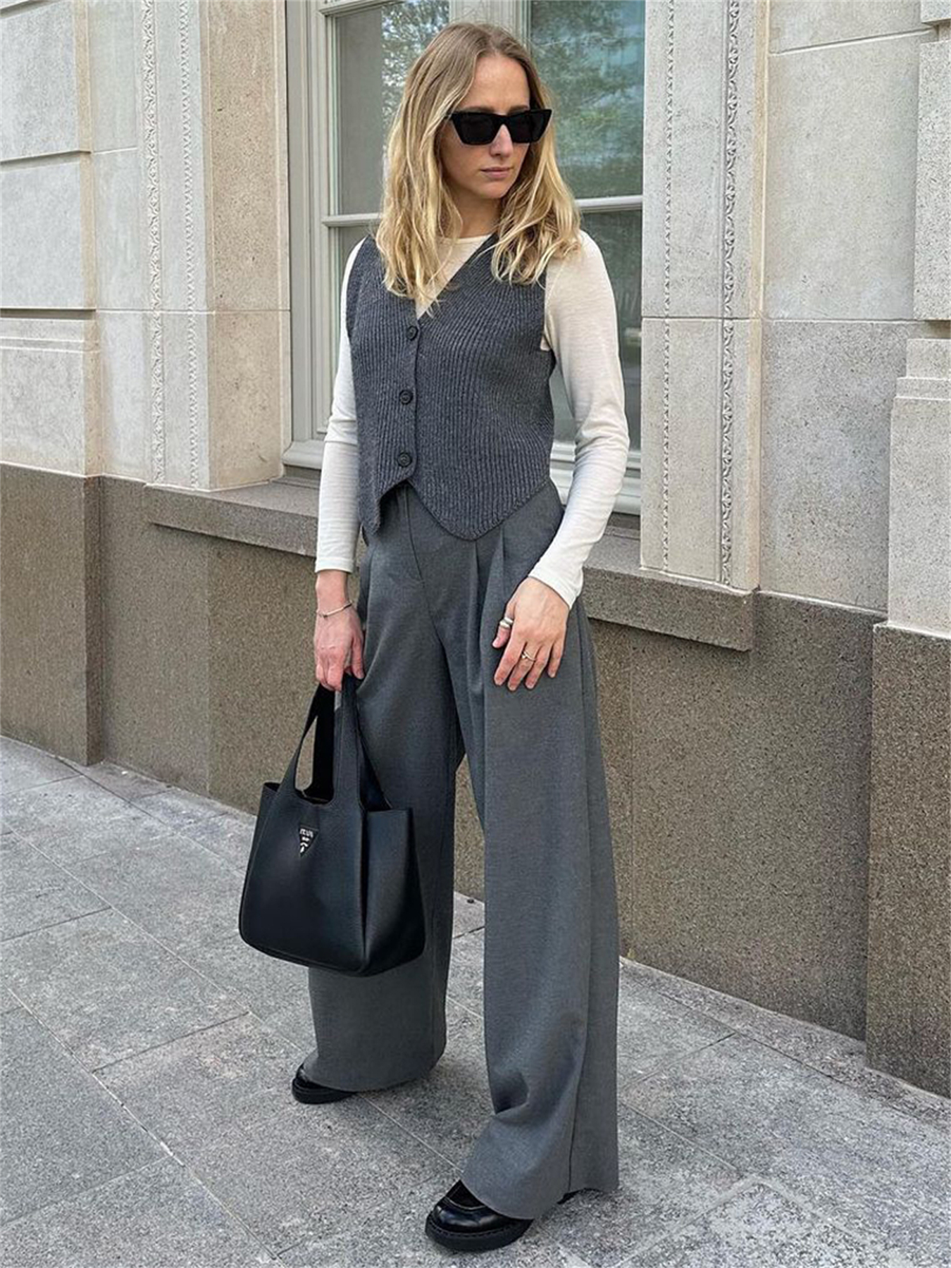 Ootddress Knit Casual Ribbed Vest Cardigan For Women Solid Slim V-Neck Sleeveless High Waist Outwear Female Loose Knit Vest Sweater