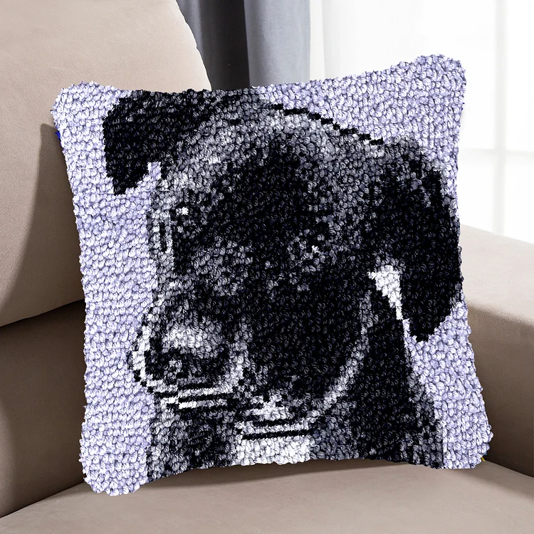 Black Labrador Dog Pillowcase Latch Hook Kit for Adult, Beginner and Kid veirousa