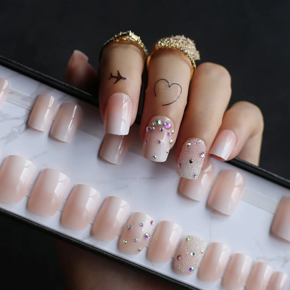 Short square Artificial nails Baby bommer Press on nails Custom private logo Ombre Fake nails Nude Natural False nails with box-Nail Inspo