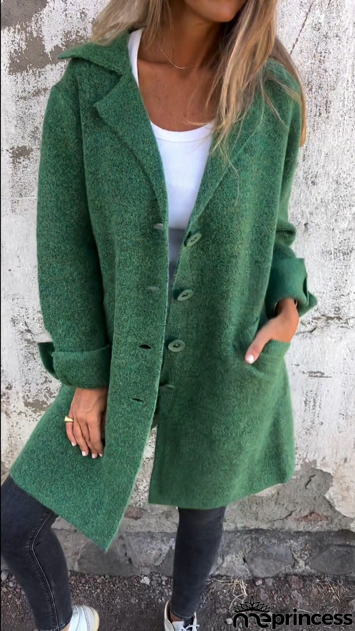 Fashionable and Minimalist Coat