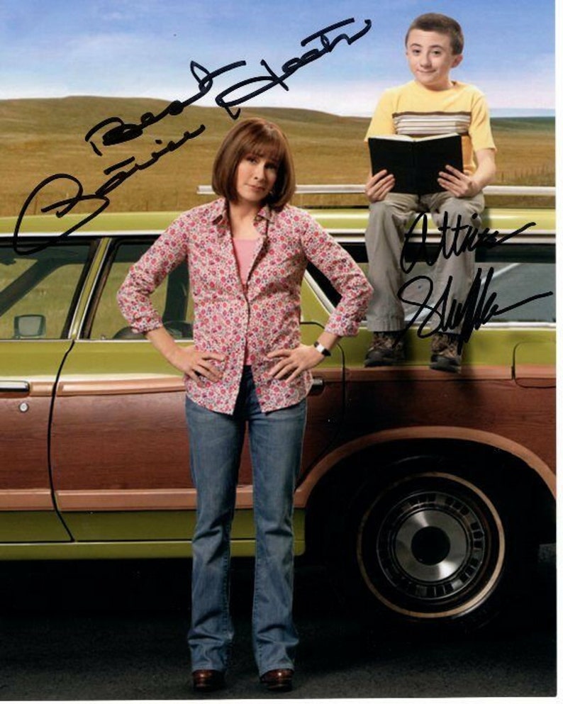 Patricia heaton and atticus shaffer signed autographed the middle Photo Poster painting