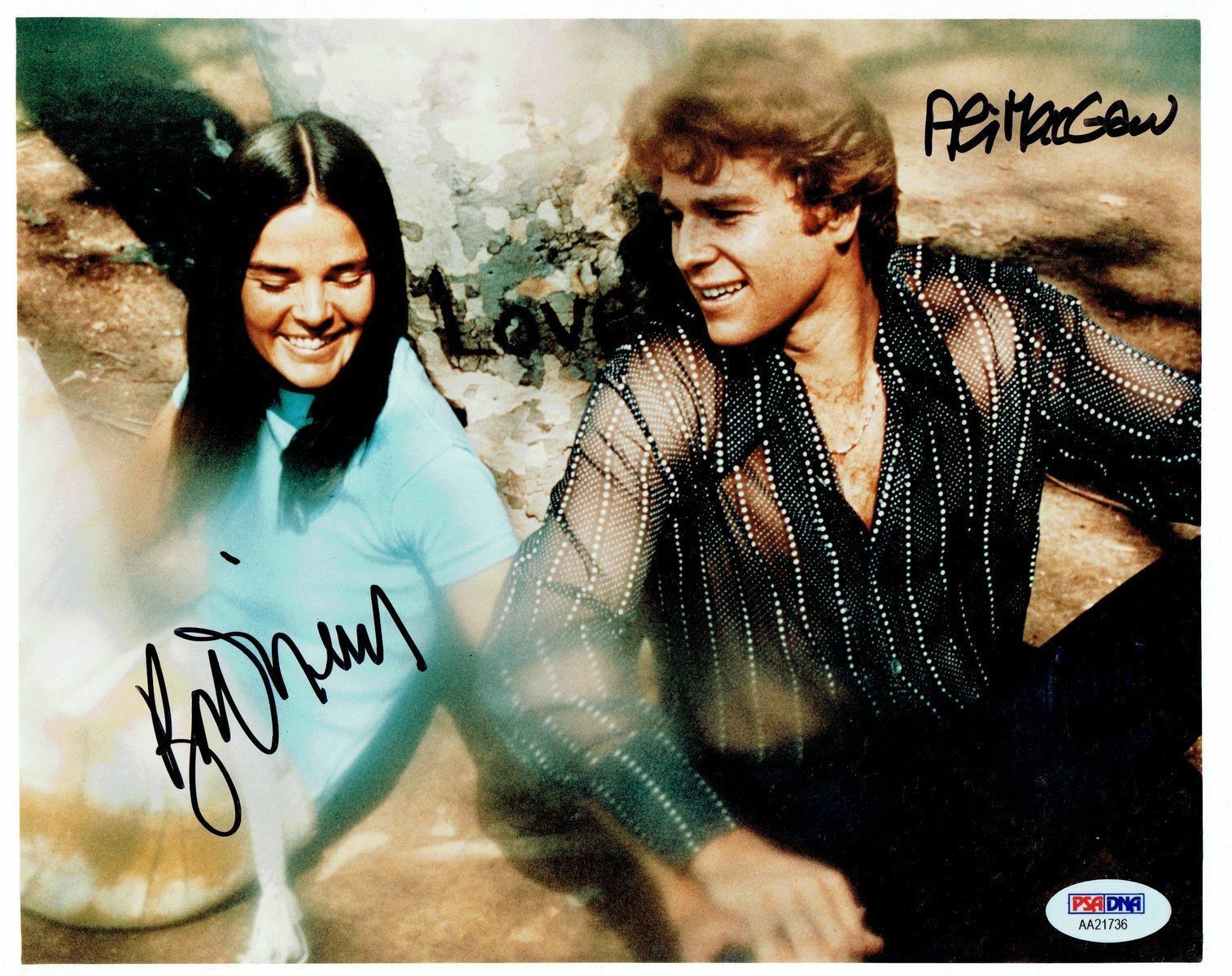 Ali MacGraw & Ryan O'Neal Signed Love Story Auto 8x10 Photo Poster painting PSA/DNA #AA21736