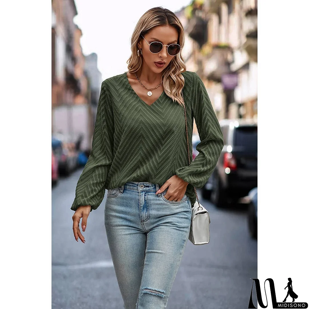 MidiSono - Chevron V Neck Long Sleeve Loose Top