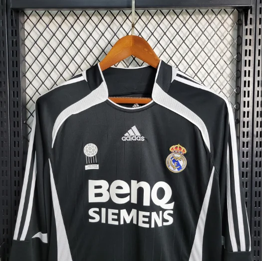 Retro 06/07 Real Madrid Third Away Long Sleeve Football Shirt Thai Quality
