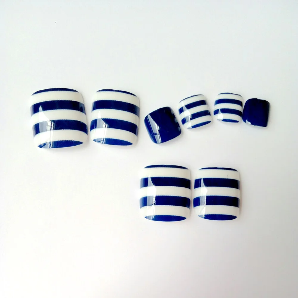 24Pcs Shiny Red Flower Fake Toe Nails With Design Artificial Press On False Toenails Tips DIY Lady Foot Manicure Tools-Nail Inspo