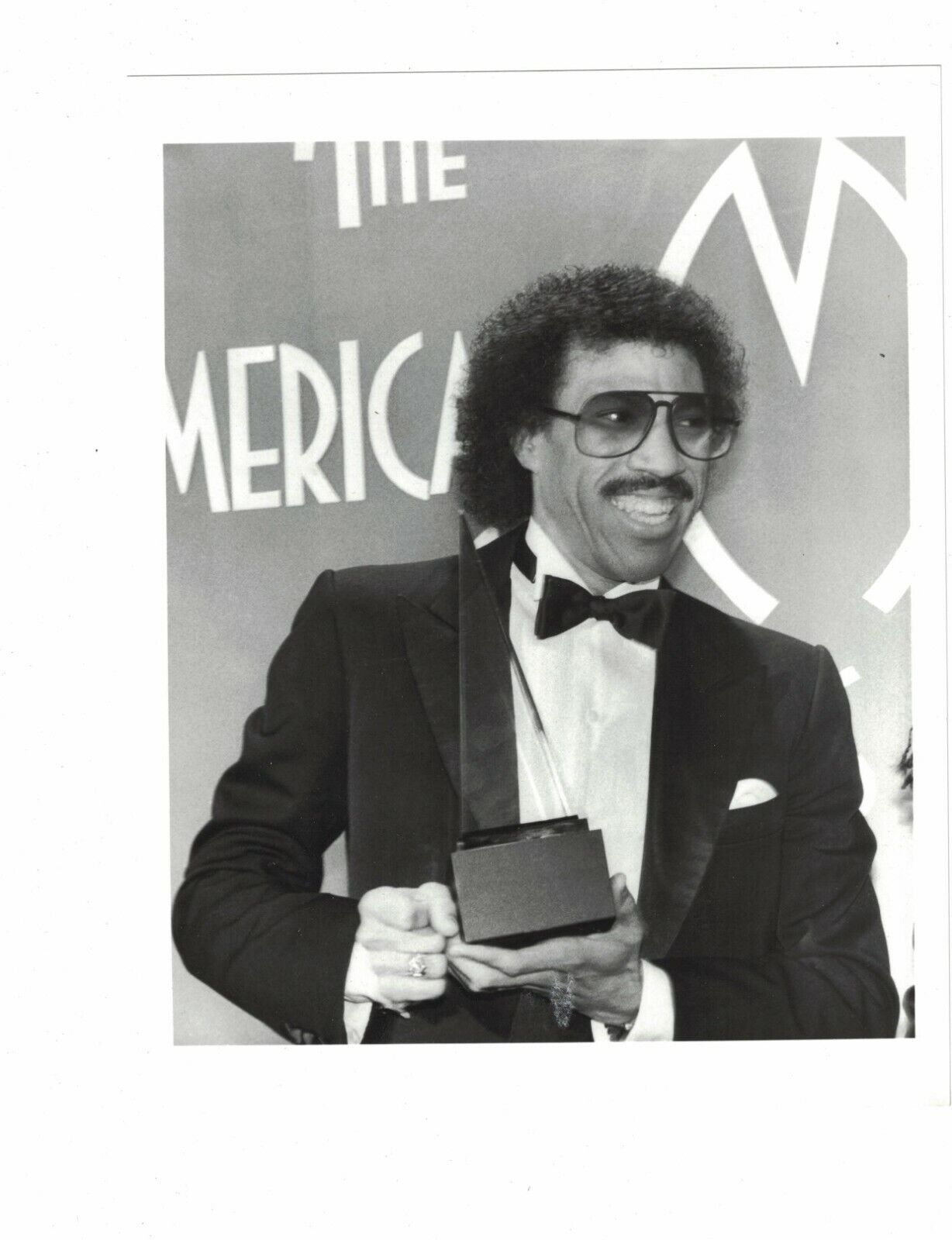 1980's Lionel Richie AMA Music Awards TV USED 7x9 Photo Poster painting