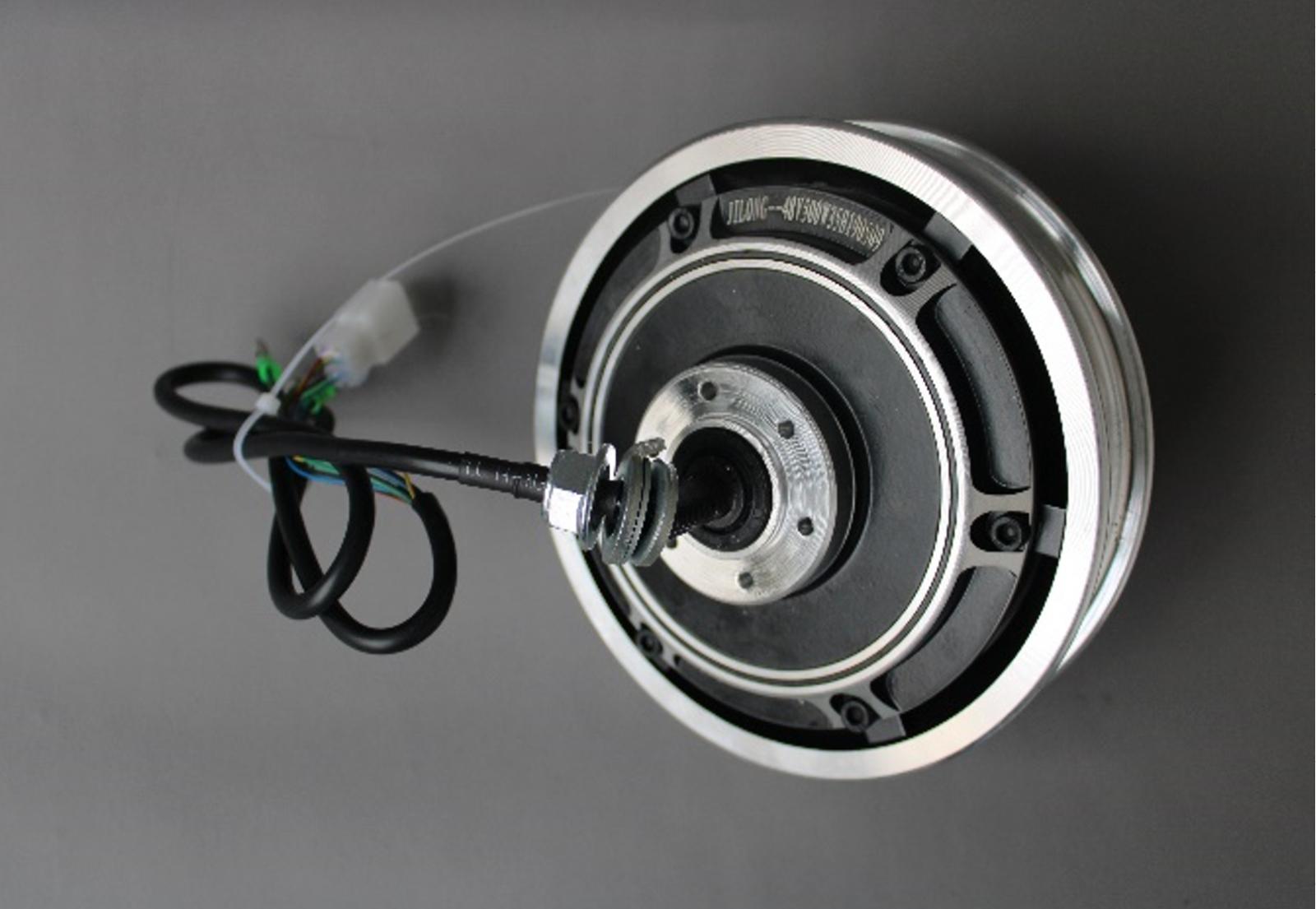 kUGOO KIRIN M4&M4pro 500W moteur brushless (sans pneus intérieurs et extérieurs)